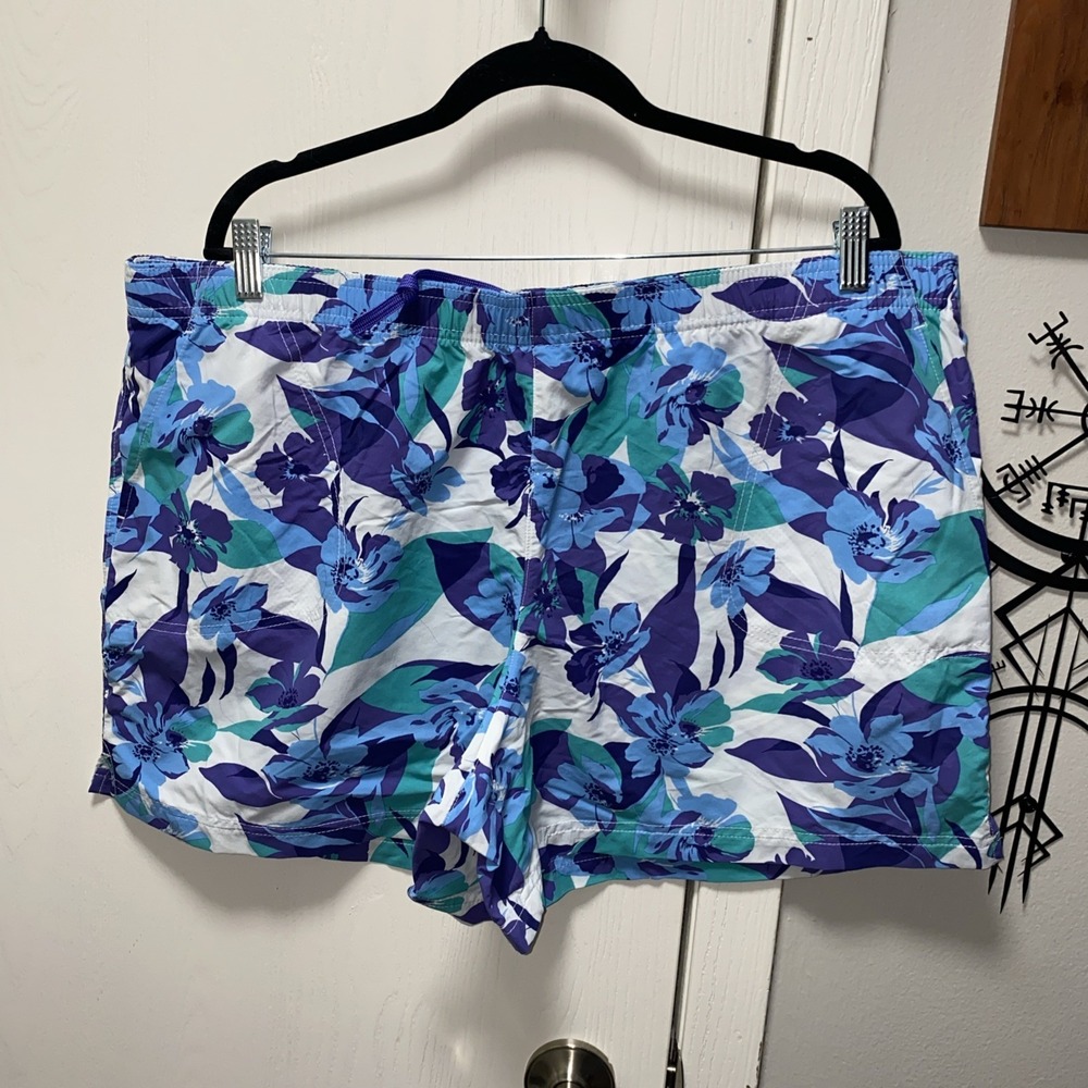 Columbia Sandy River II Printed Shorts in the Purple Lotus/Seaside XXL